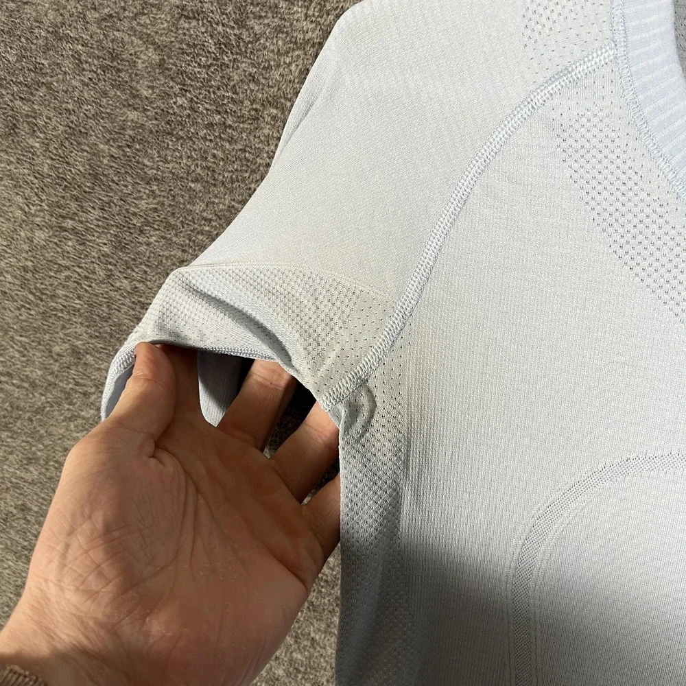 Lululemon Swiftly Tech Shirt Womens 4 Blue Long Sleeve Athletic Gym‎ Top